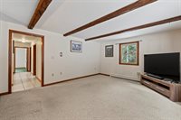 15 Cooper Road, Freeport, ME 04032
