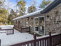 15 Cooper Road, Freeport, ME 04032