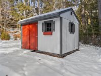 15 Cooper Road, Freeport, ME 04032