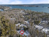 15 Cooper Road, Freeport, ME 04032