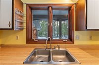 15 Cooper Road, Freeport, ME 04032