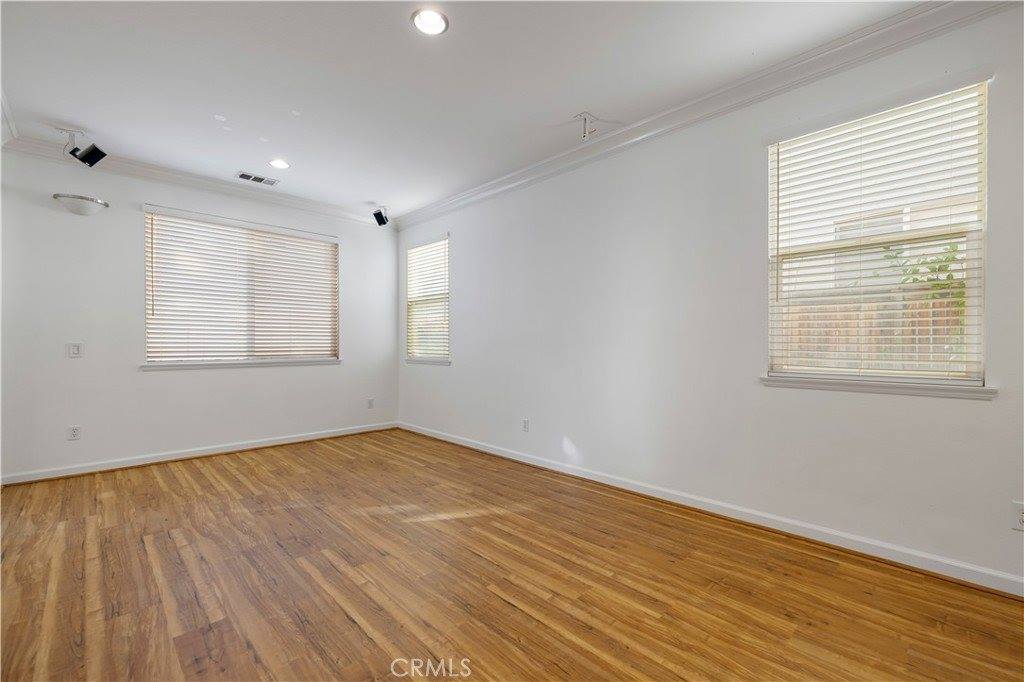 30335 Cedar Oak Lane, Castaic, CA 91384