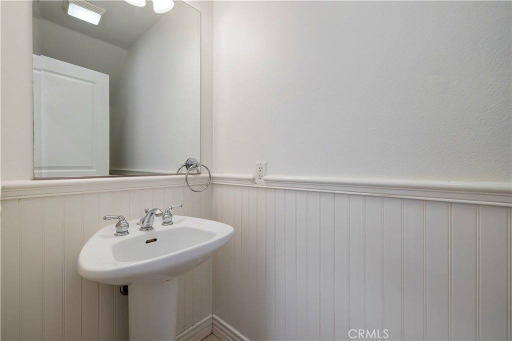 30335 Cedar Oak Lane, Castaic, CA 91384