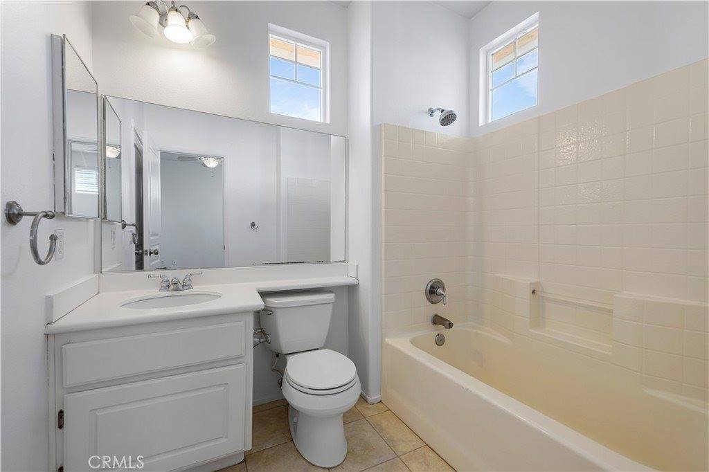 30335 Cedar Oak Lane, Castaic, CA 91384