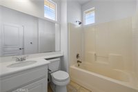 30335 Cedar Oak Lane, Castaic, CA 91384