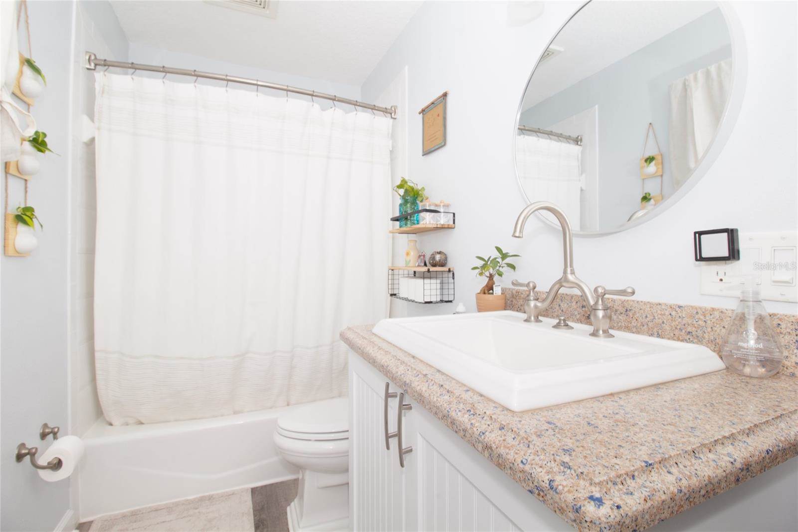 5129 SE Salmon Drive, #A, Saint Petersburg, FL 33705