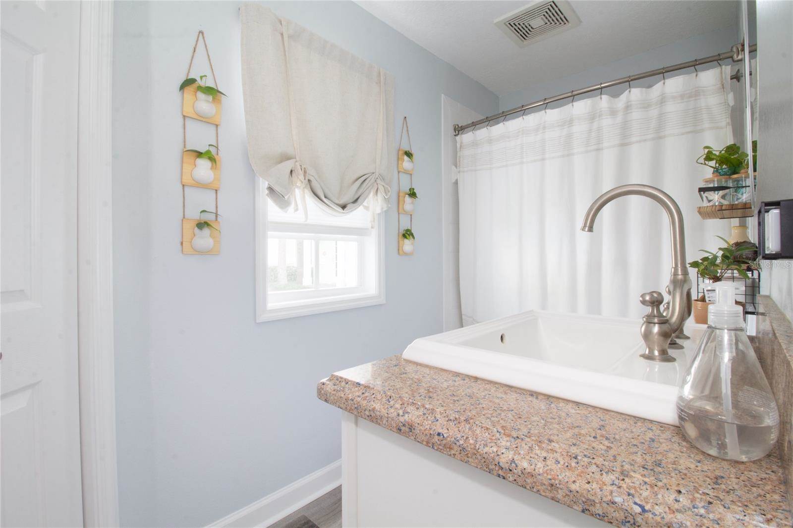 5129 SE Salmon Drive, #A, Saint Petersburg, FL 33705