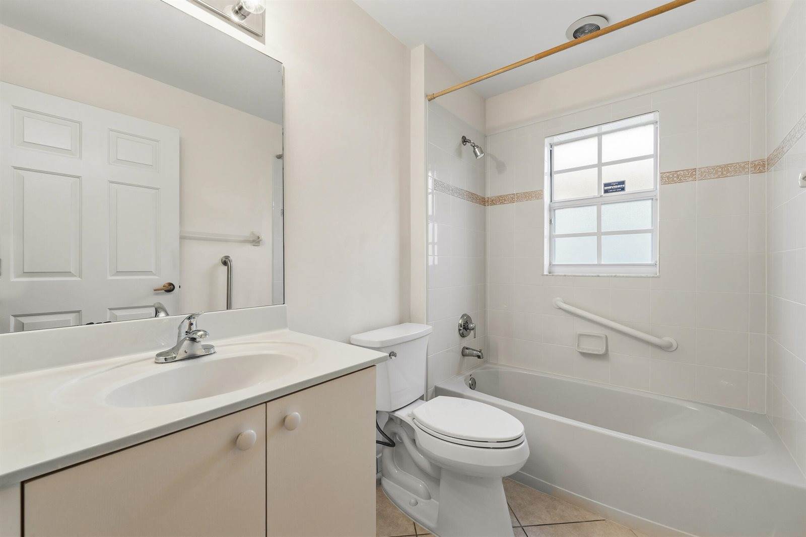 15305 Ixora Road, Delray Beach, FL 33484