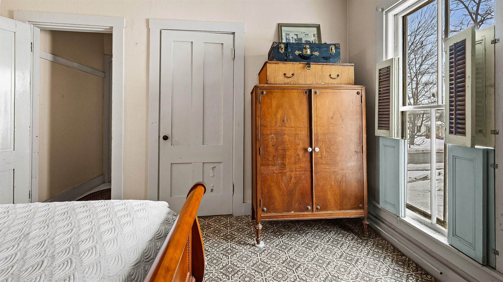 861 West Main Street, Dover-Foxcroft, ME 04426
