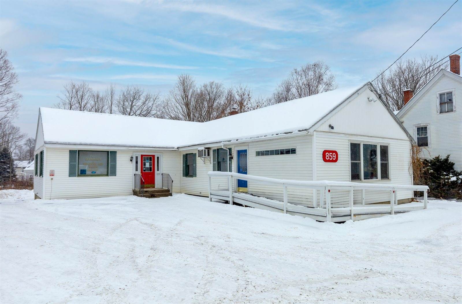 861 West Main Street, Dover-Foxcroft, ME 04426