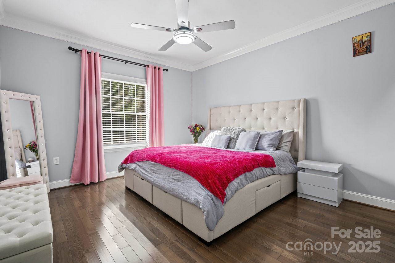 3670 9th Street Drive NE, Hickory, NC 28601