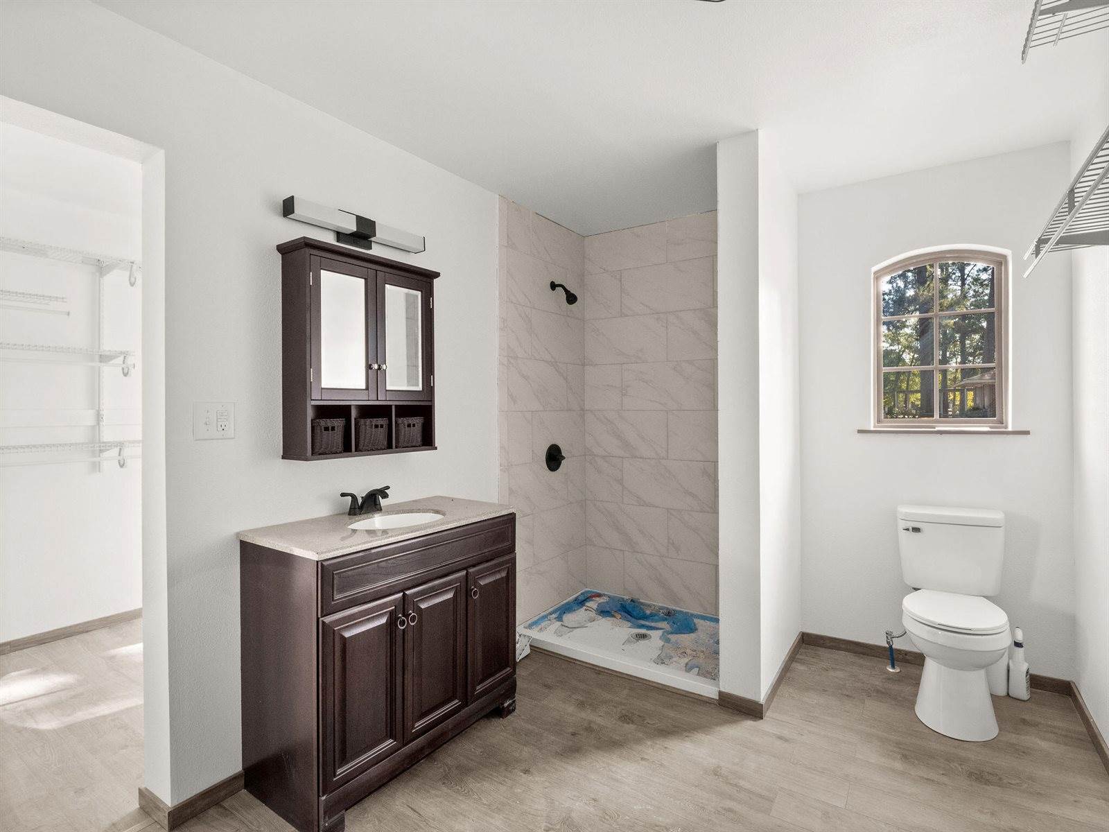 604 W North St, Leesville, LA 71446