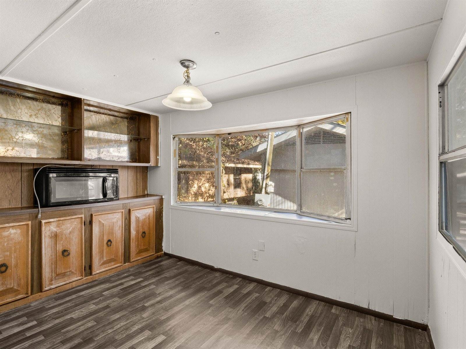 1609 S. 10th St, Leesville, LA 71446