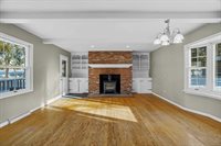 1511 N Broadway Avenue, Marshfield, WI 54449