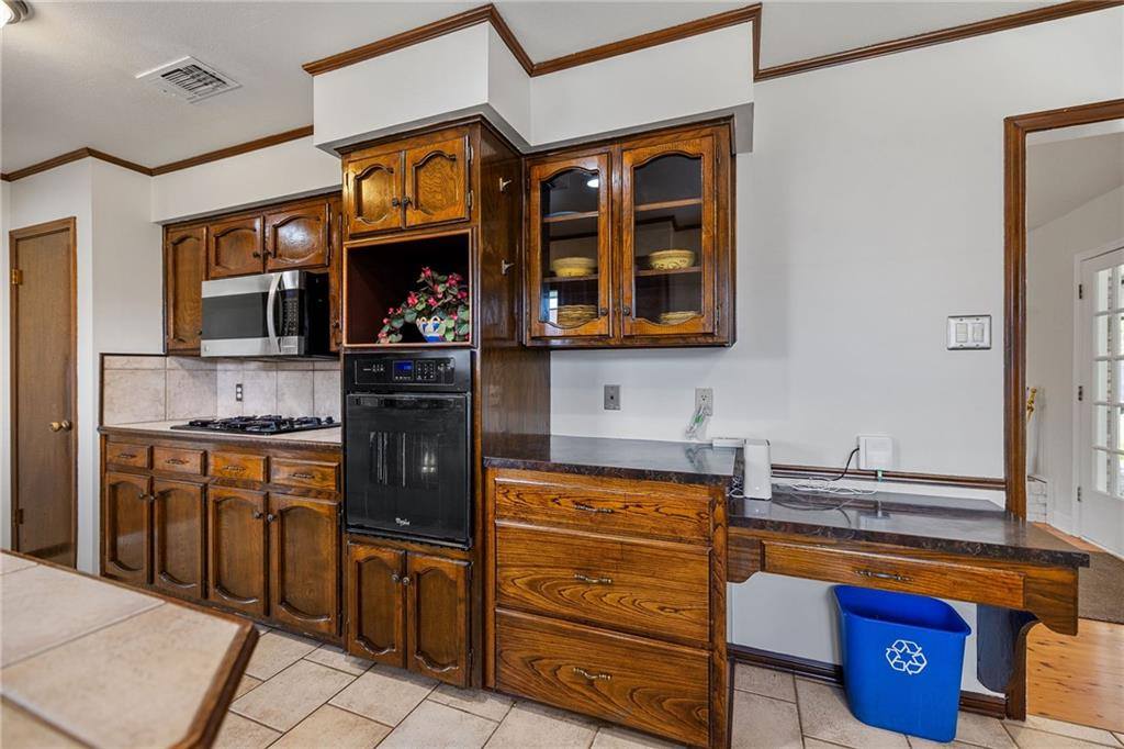 13645 Ridgeview Drive, Baton Rouge, LA 70801