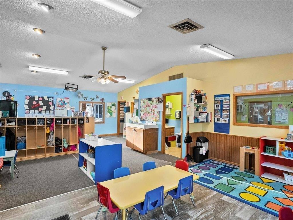 1017 W Laurel Street, Marshfield, WI 54449