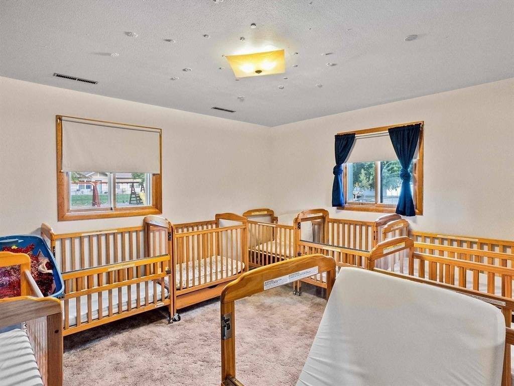 1017 W Laurel Street, Marshfield, WI 54449