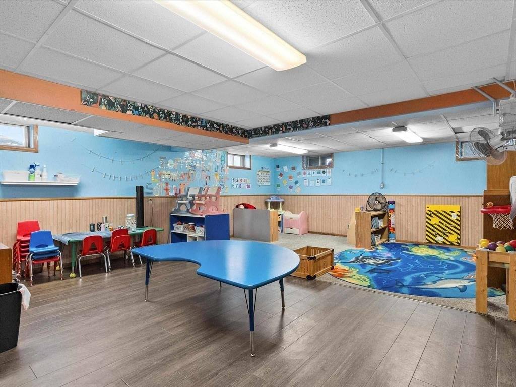 1017 W Laurel Street, Marshfield, WI 54449