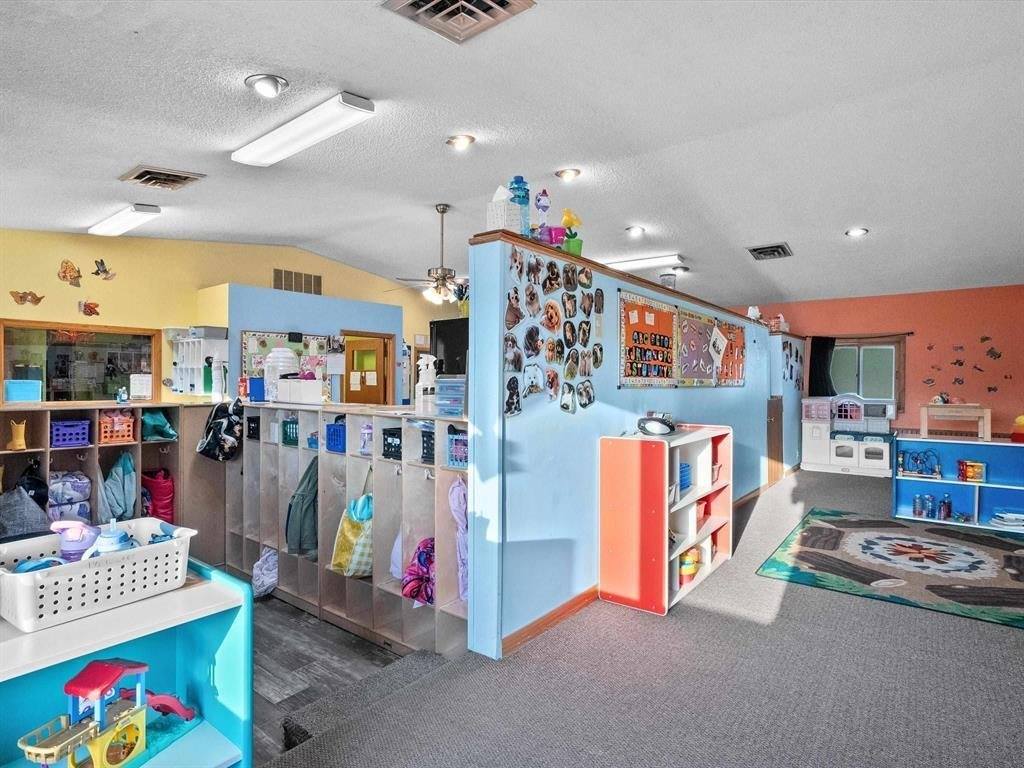 1017 W Laurel Street, Marshfield, WI 54449