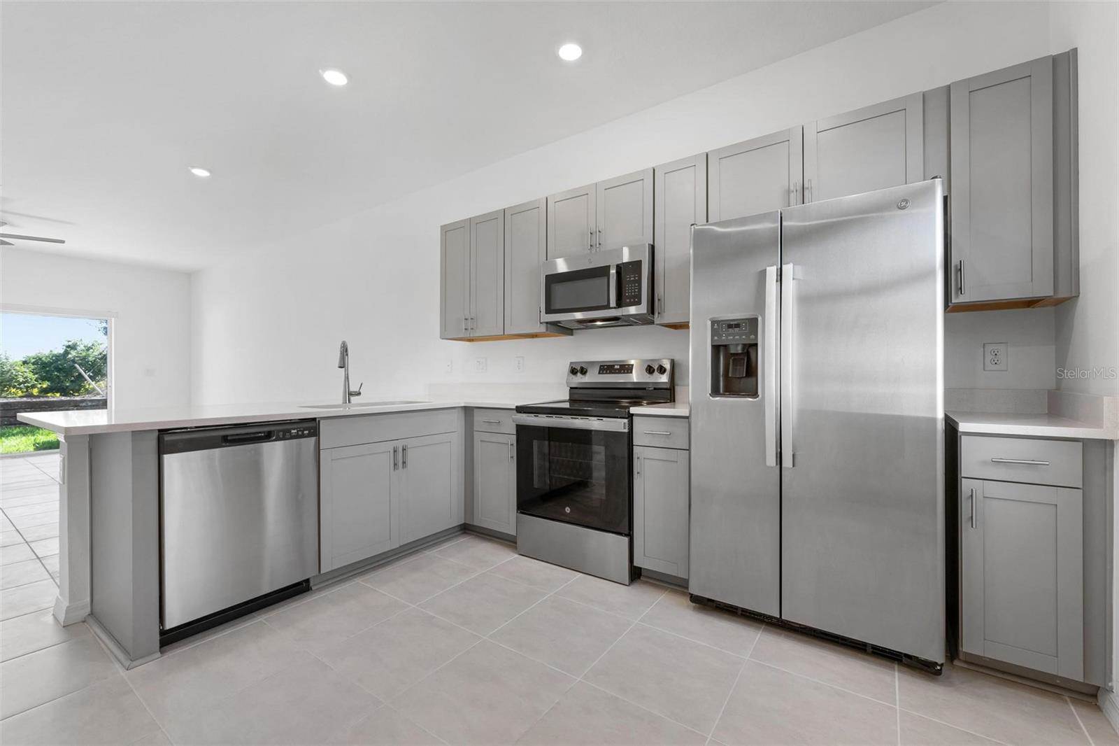 8565 Daybreak Street, Sarasota, FL 34241