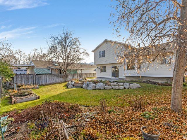 1248 West Edgeberry Dr, Murray, UT 84123