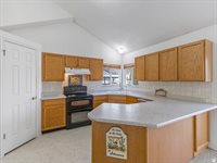 1248 West Edgeberry Dr, Murray, UT 84123