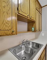 136 Bowie Street, McGregor, TX 76657