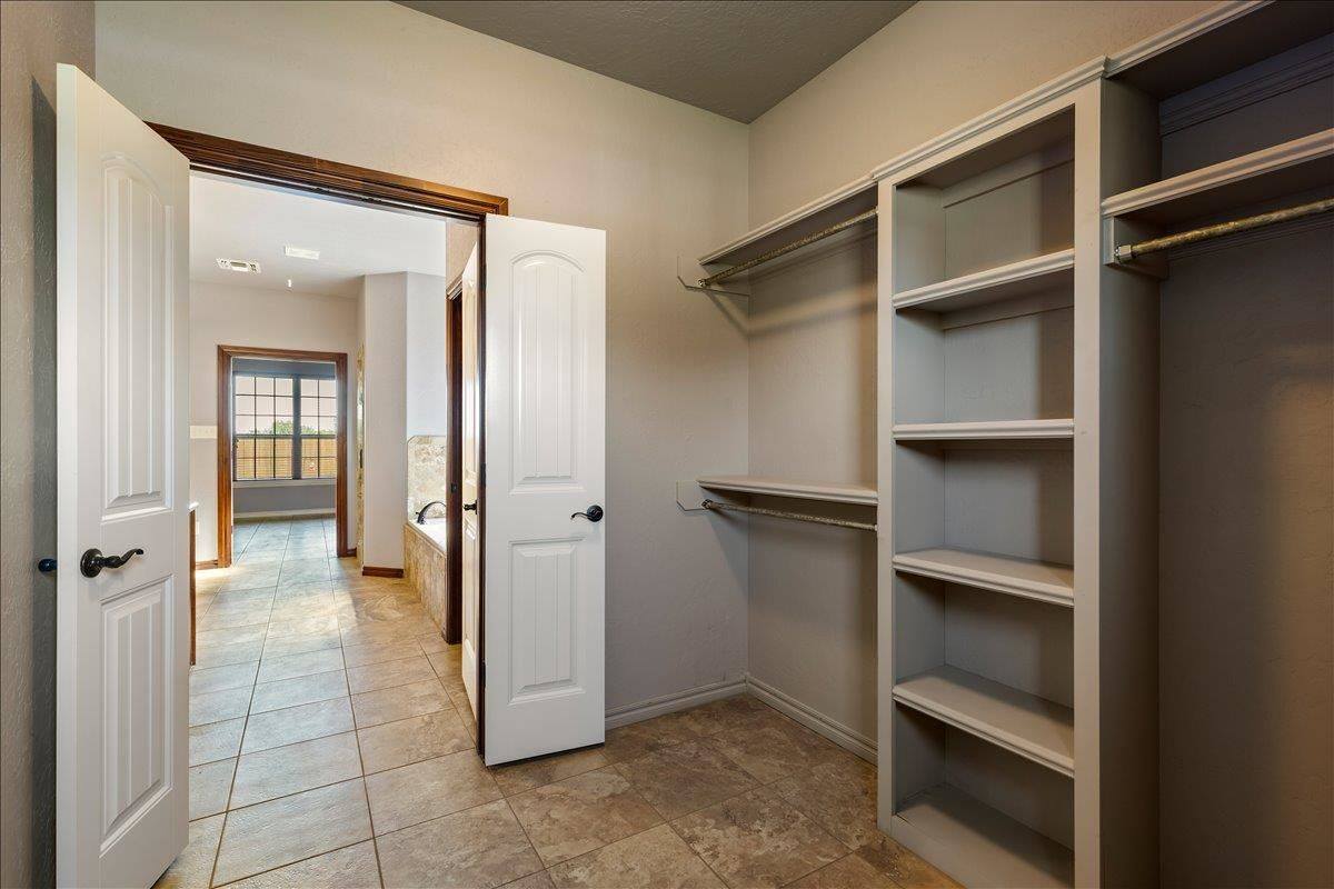 4102 NE Mossy Oak, Lawton, OK 73505