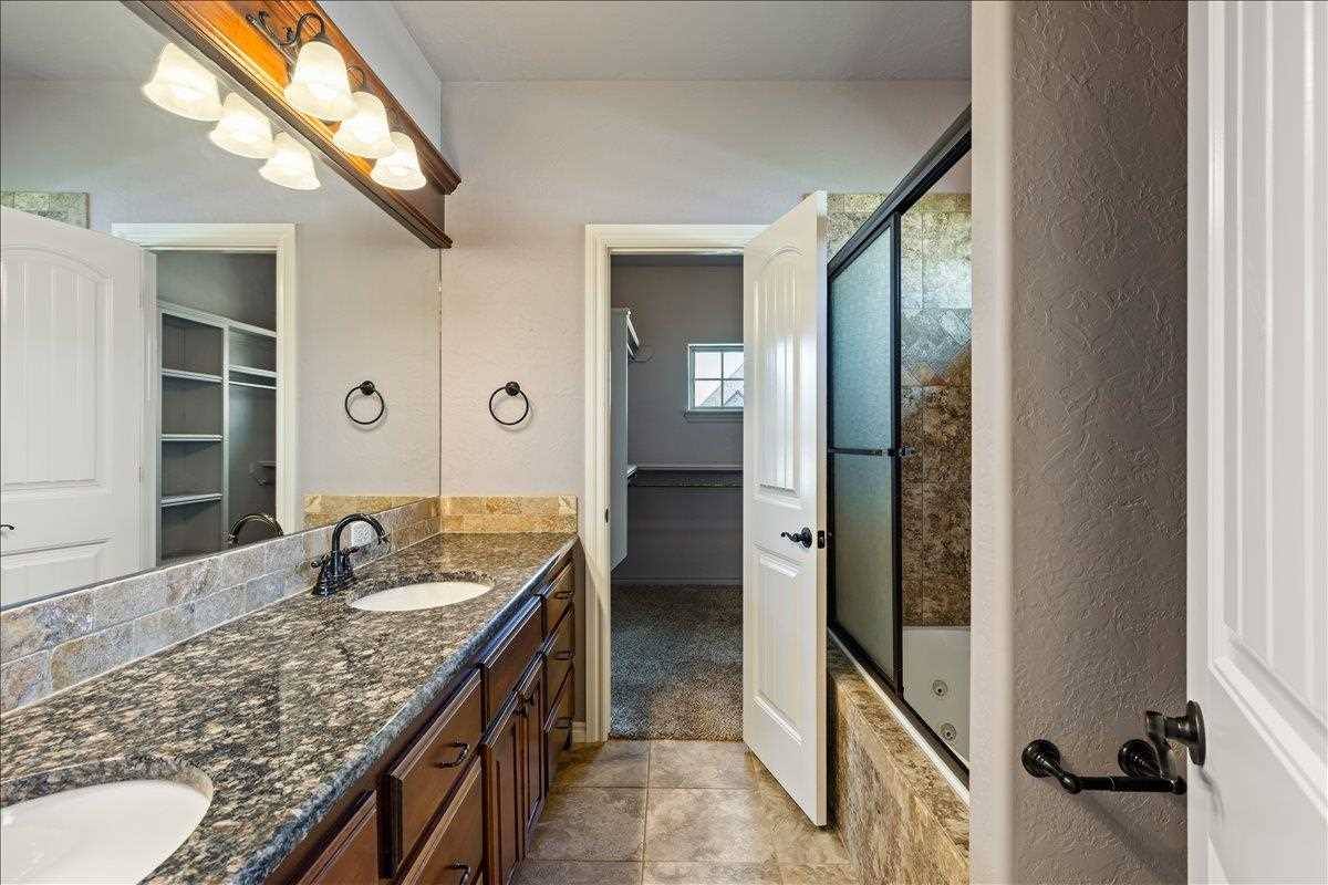 4102 NE Mossy Oak, Lawton, OK 73505