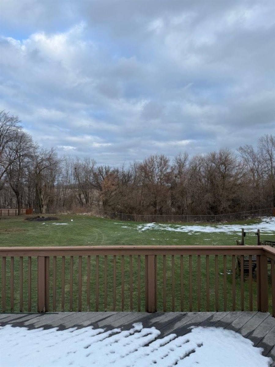 11501 DevilsCreek Road, BlueGrass, IA 52726