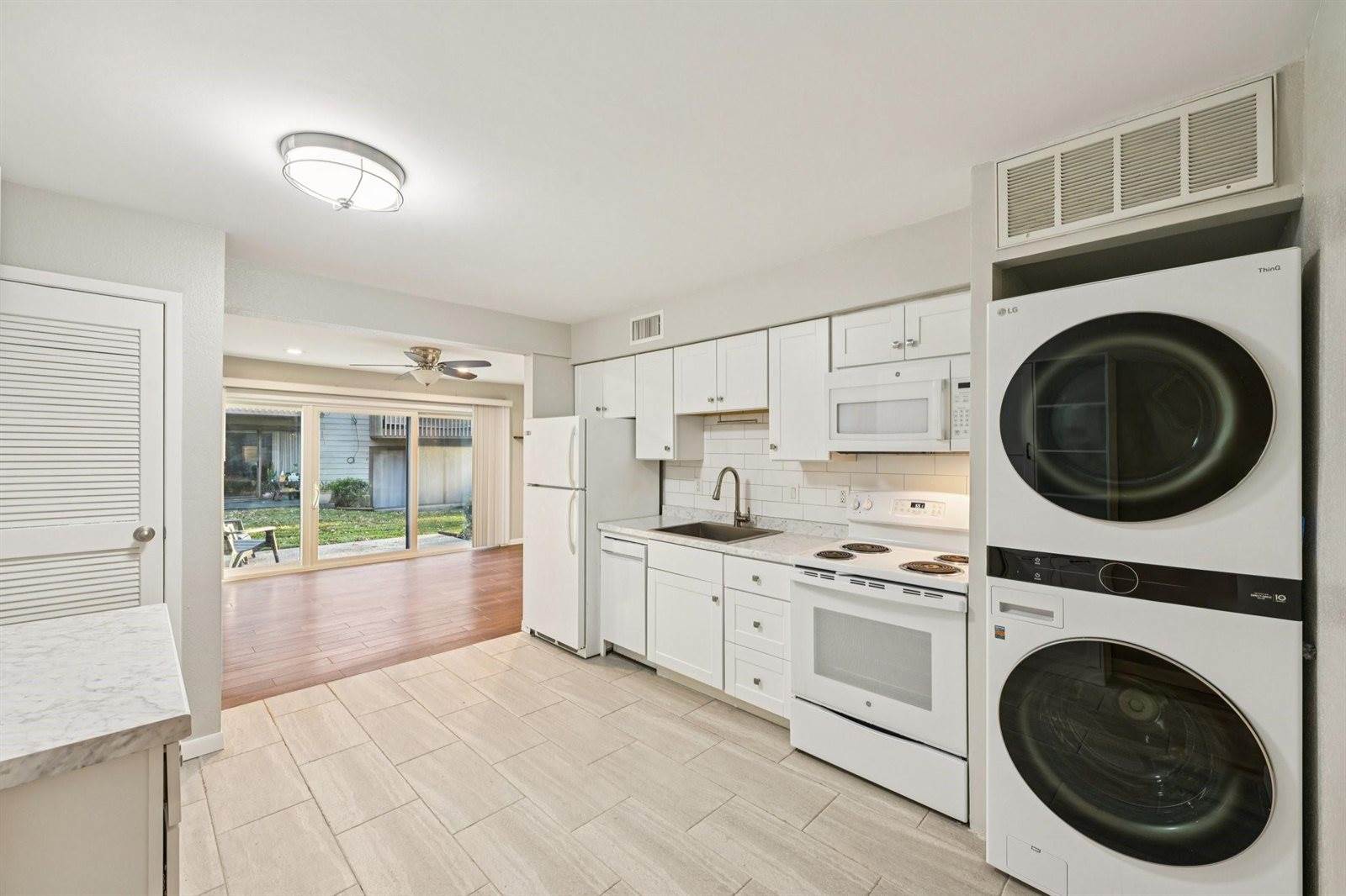 12900 Walden Road, #815H, Montgomery, TX 77356