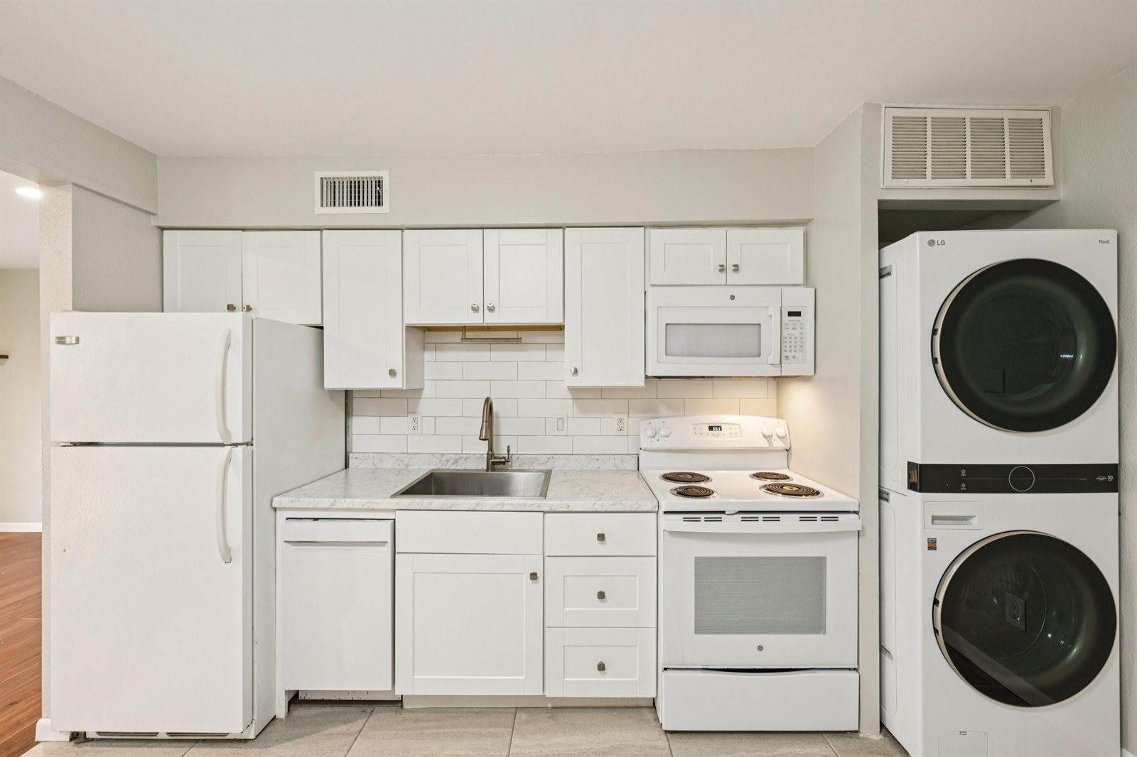 12900 Walden Road, #815H, Montgomery, TX 77356