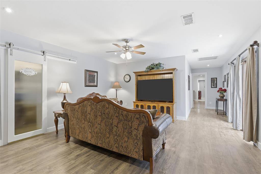 232 Remuda Drive, Fort Worth, TX 76108