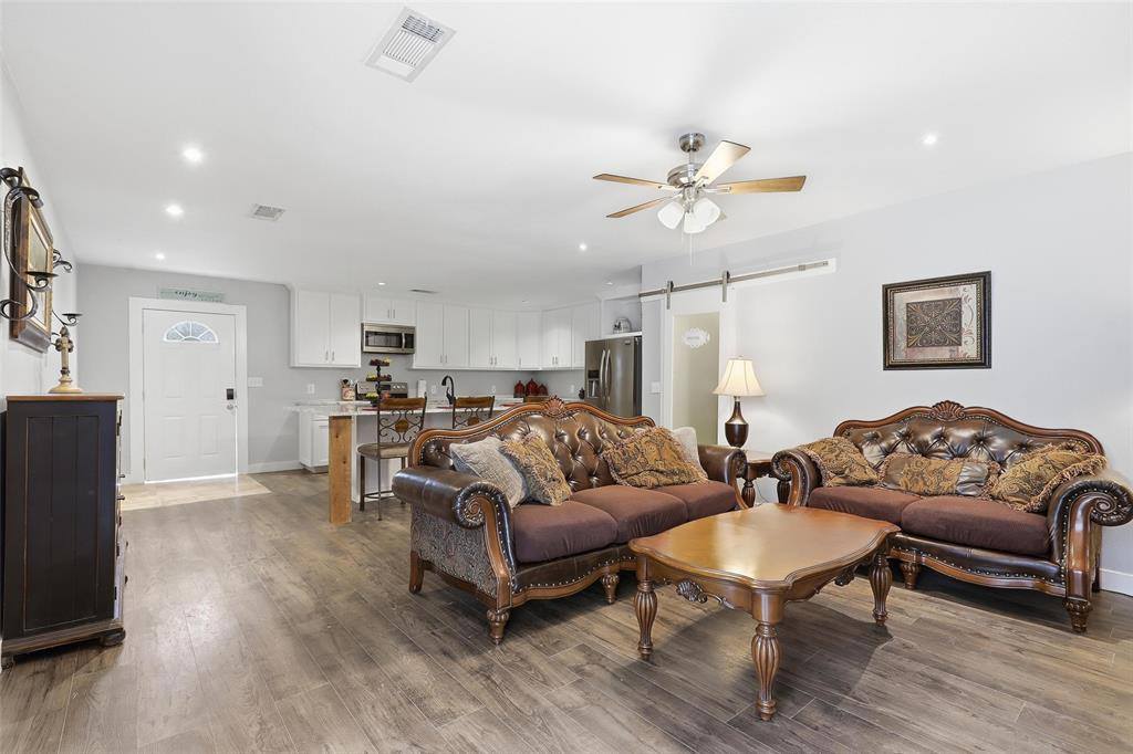 232 Remuda Drive, Fort Worth, TX 76108