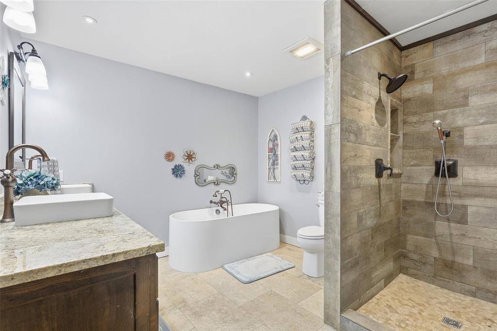 232 Remuda Drive, Fort Worth, TX 76108