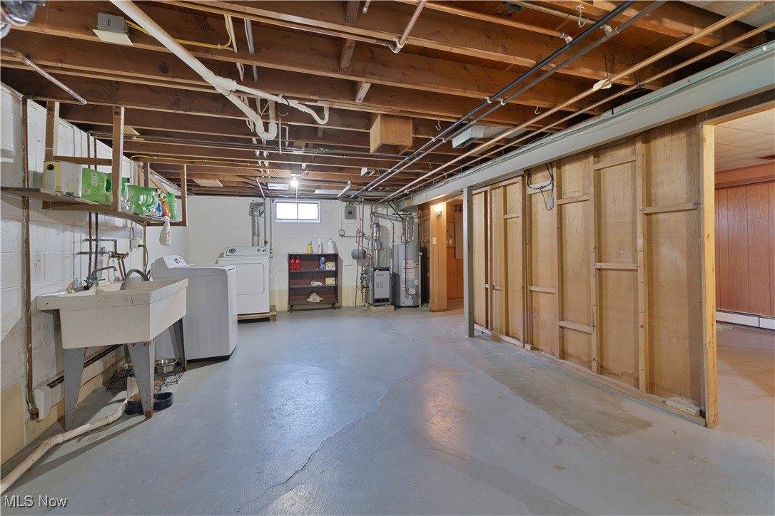 125 Island Drive, Poland, OH 44514