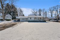 125 Island Drive, Poland, OH 44514