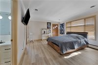 125 Island Drive, Poland, OH 44514