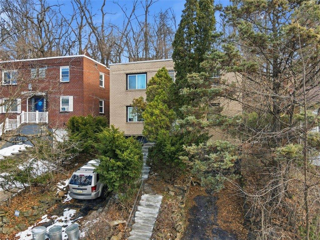 2402 Laketon Rd, Wilkinsburg, PA 15221