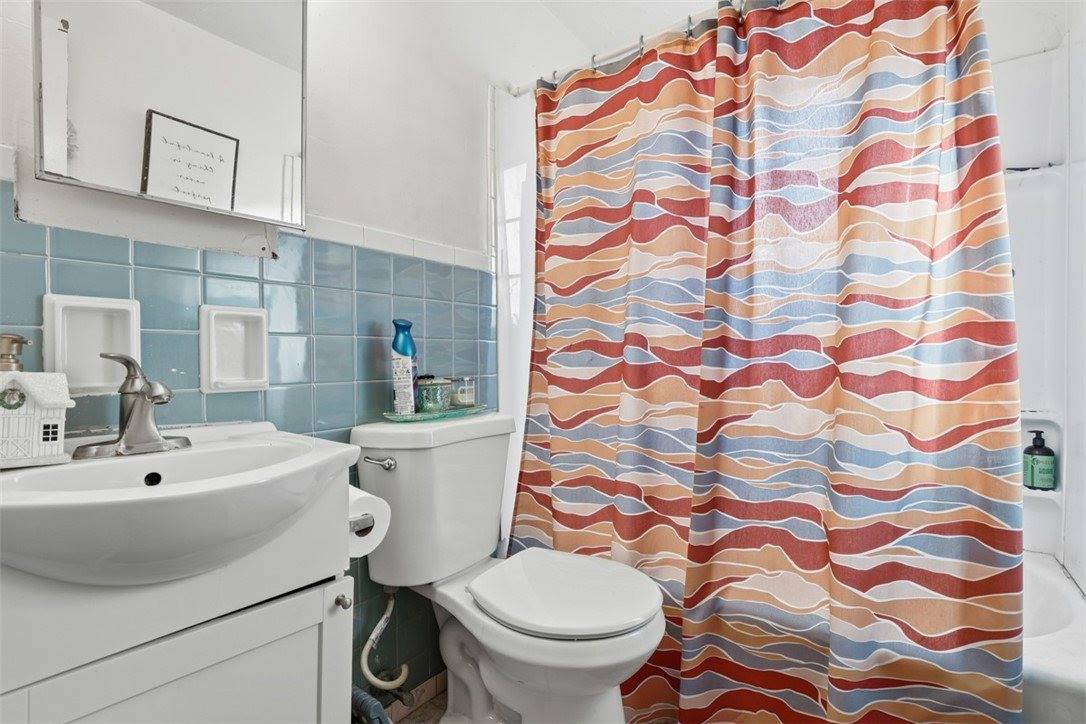 2402 Laketon Rd, Wilkinsburg, PA 15221