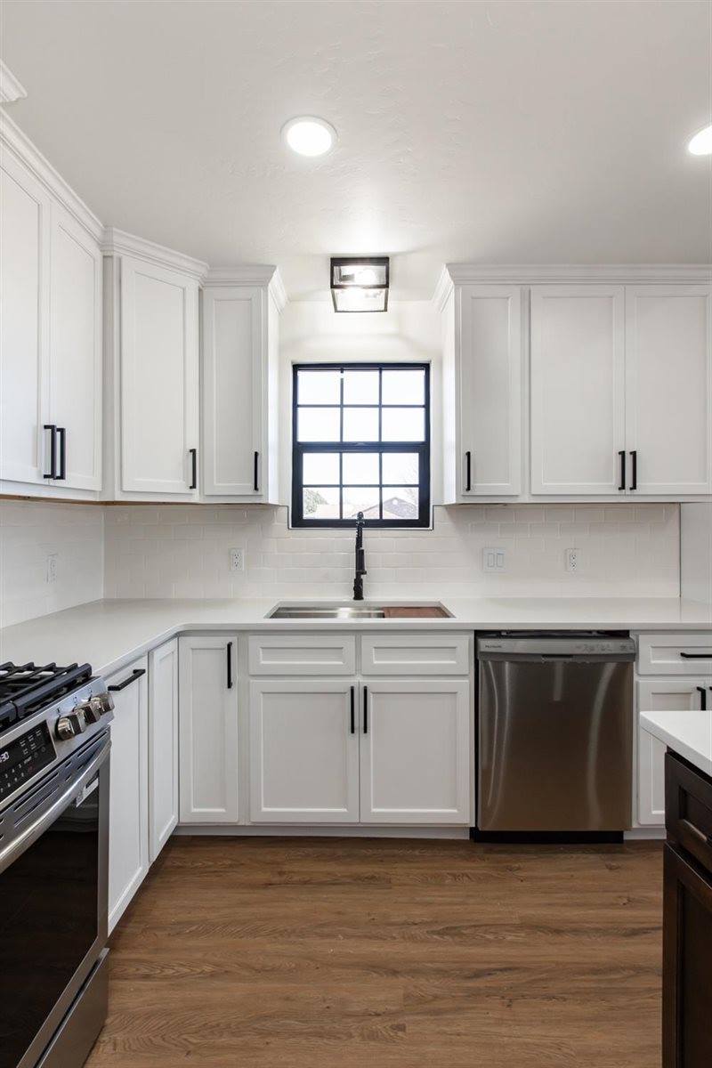 1230 Jenny's Court, Ulysses, KS 67880