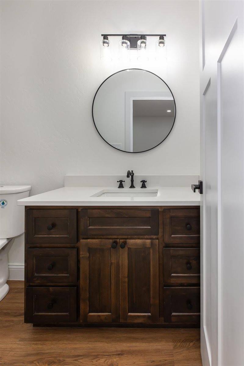 1230 Jenny's Court, Ulysses, KS 67880