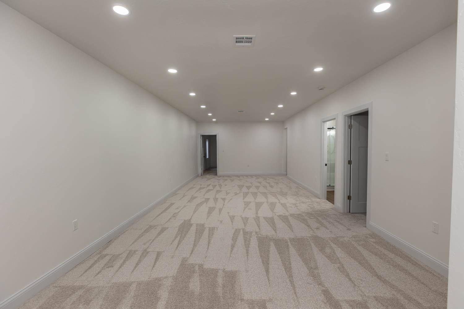 1230 Jenny's Court, Ulysses, KS 67880