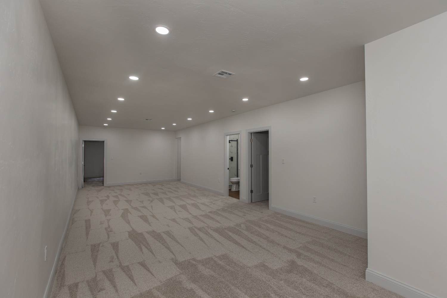 1230 Jenny's Court, Ulysses, KS 67880