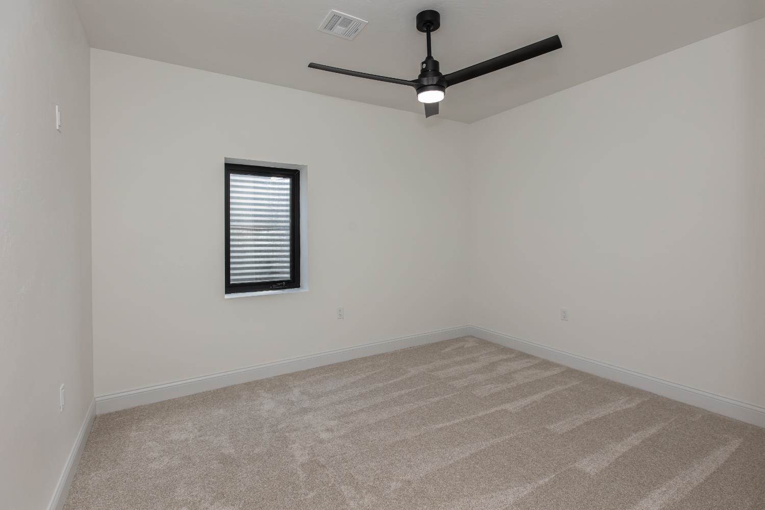 1230 Jenny's Court, Ulysses, KS 67880