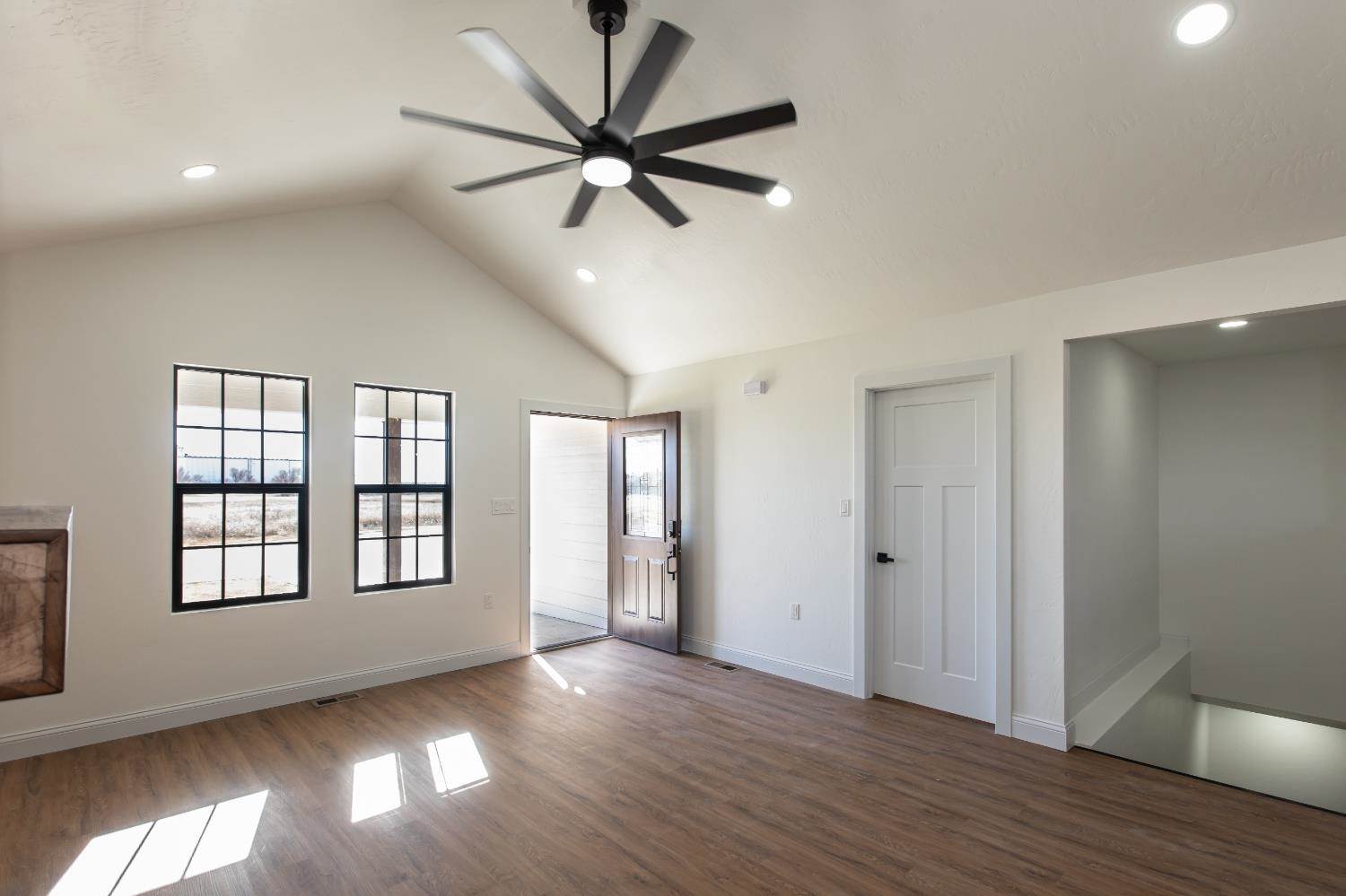 1230 Jenny's Court, Ulysses, KS 67880