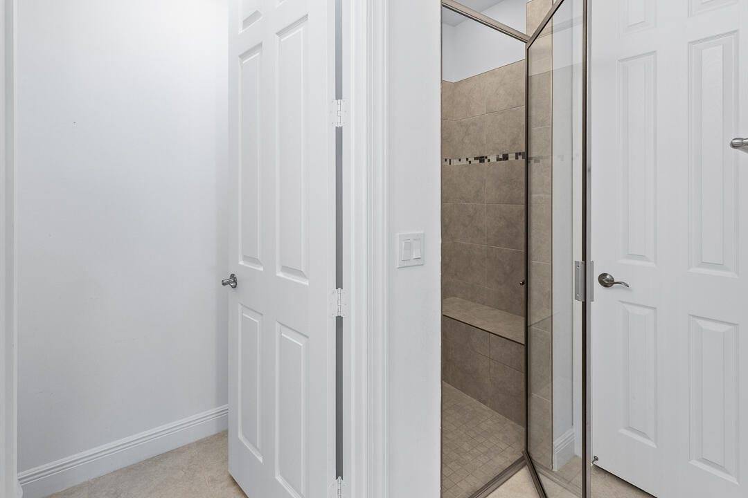 2590 Bella Vista Circle, Vero Beach, FL 32966