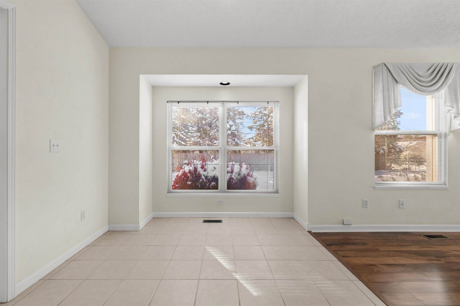 6650 Redhawk Avenue, Kalamazoo, MI 49048