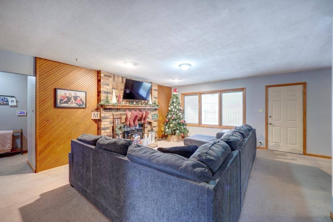 625 North 9th St, Arkansas City, KS 67005