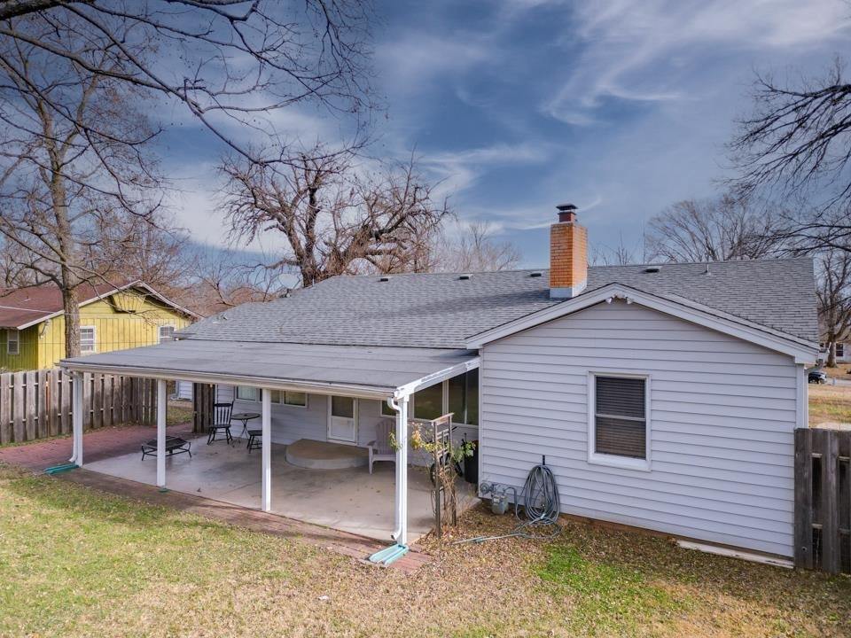 625 North 9th St, Arkansas City, KS 67005